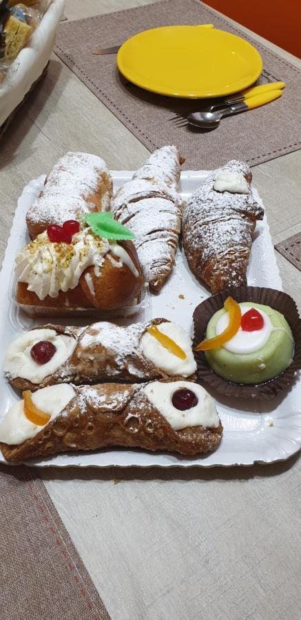 B&B Raggio Di Sole بورتو إمبيدوكْلي المظهر الخارجي الصورة
