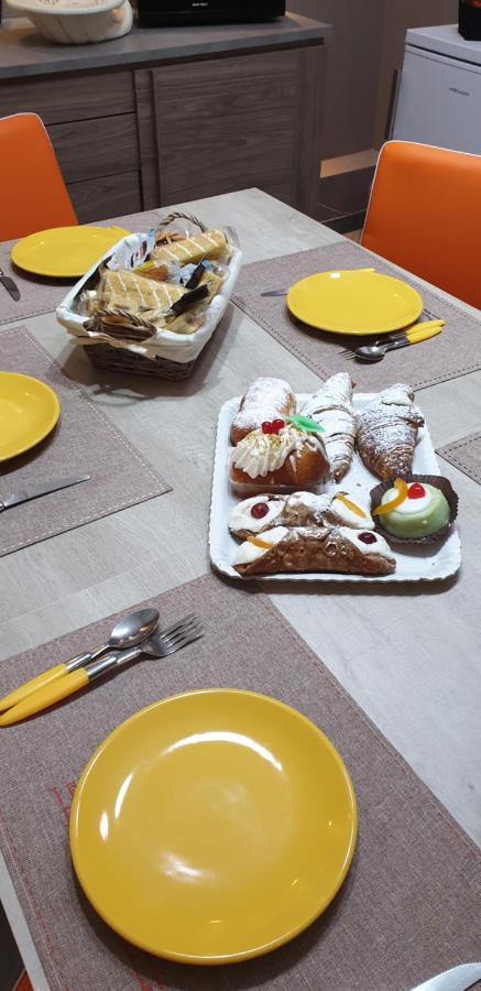 B&B Raggio Di Sole بورتو إمبيدوكْلي المظهر الخارجي الصورة